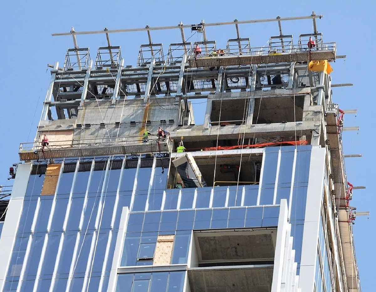 BETA MAX LEO HOIST SUPERIOR SCAFFOLDING