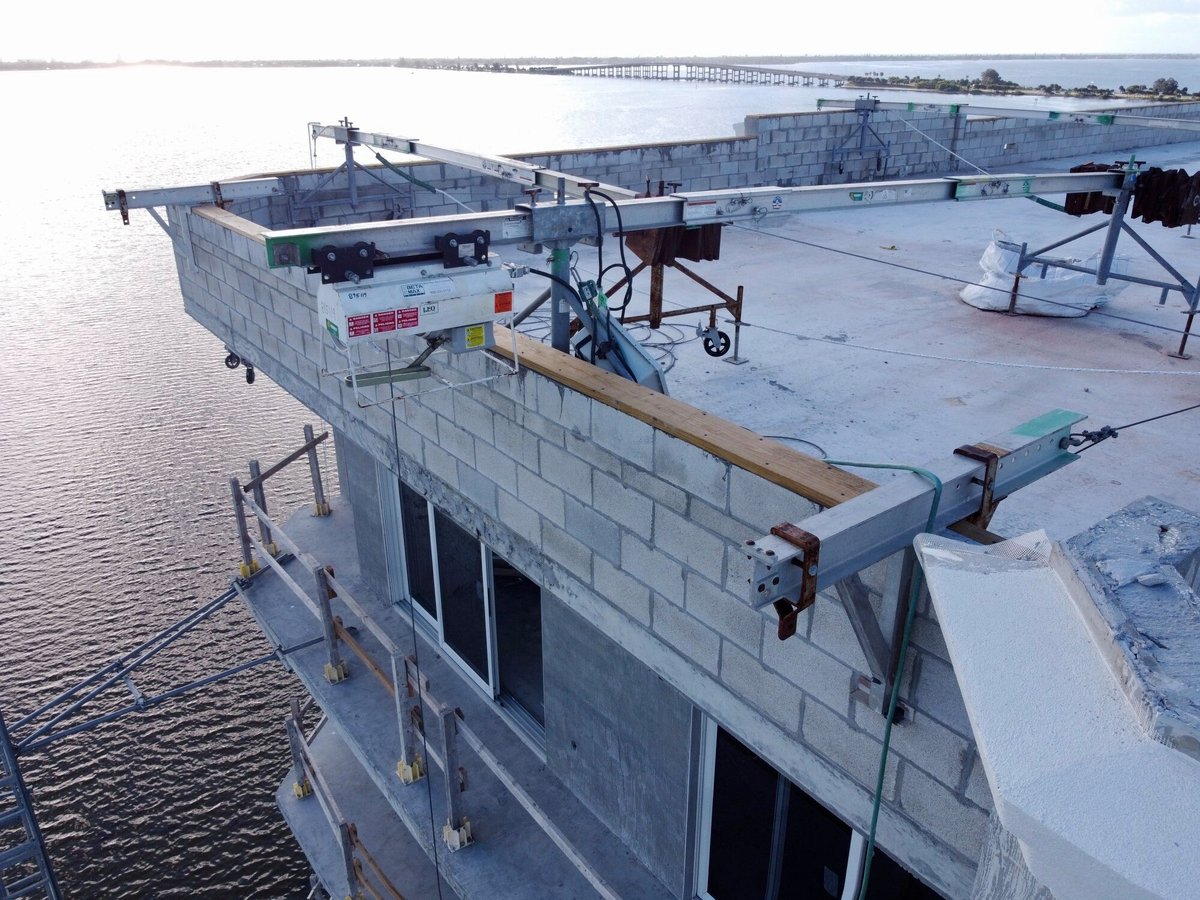 BETAMAX LEO HOIST MASONRY JOSBITE